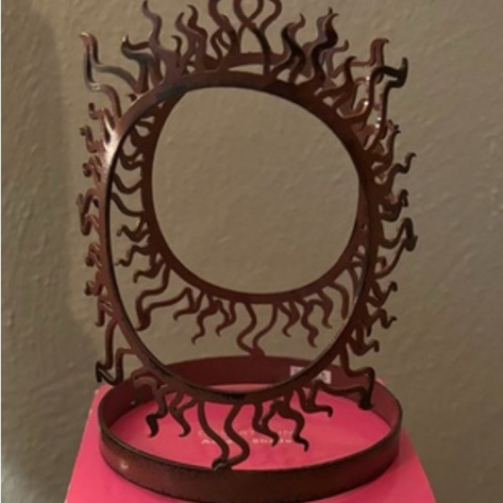 Pink Zebra - Picture 2 of 2